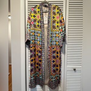 Beautiful kimono - geometric print. Perfect for spring and summer!